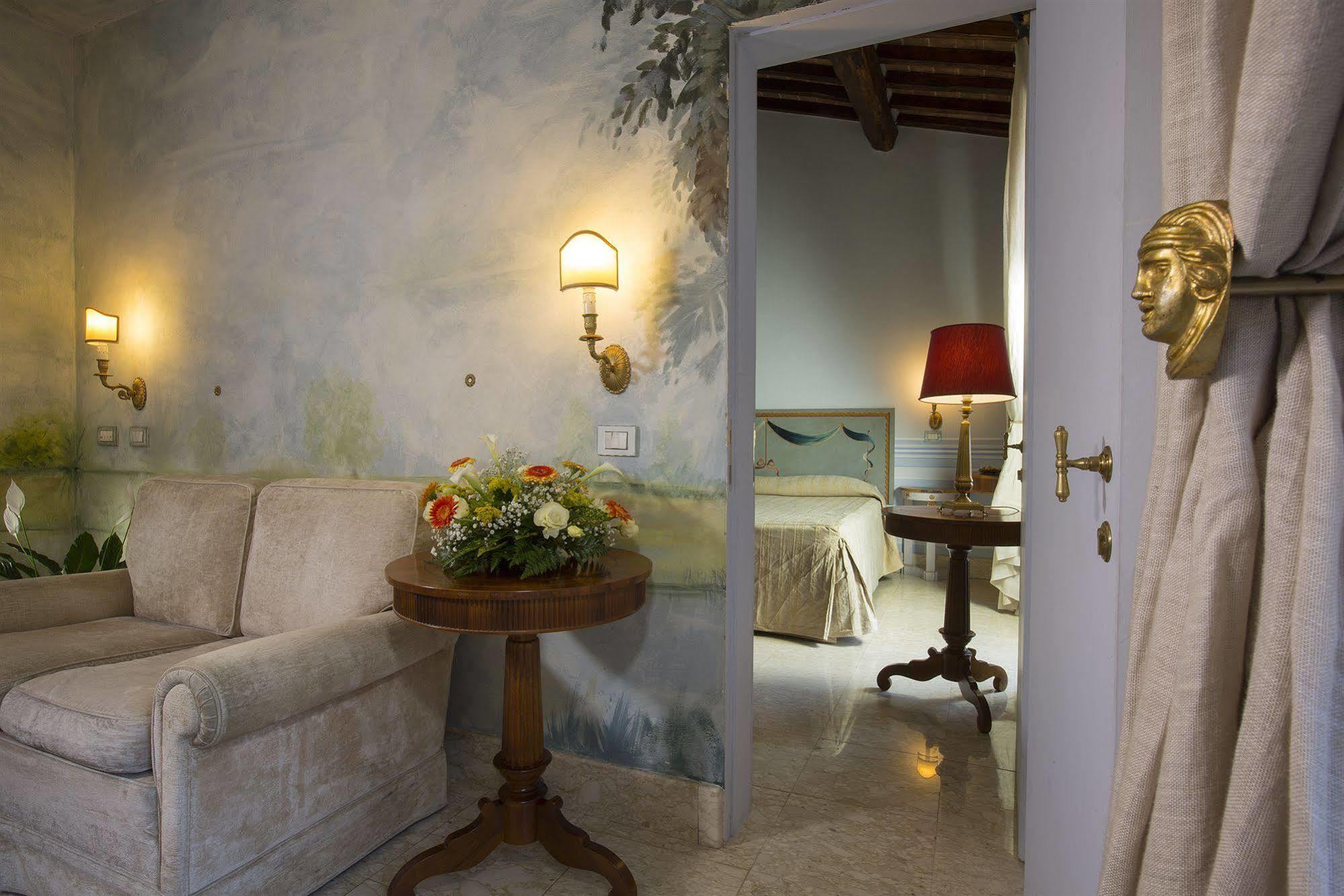 Hotel Il Piccolo Castello Monteriggioni Zewnętrze zdjęcie